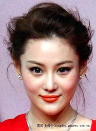 国产明星变脸在线视频,在线视频带你领略瞬间百变的魅力